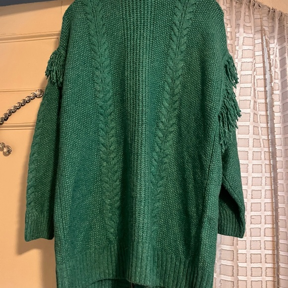 Scoop fringe cardigan in a dark aqua size M with belt around waist - Picture 2 of 3